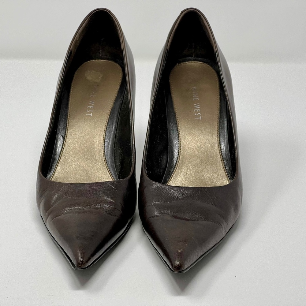 NINE WEST Dark Brown Pumps Size 8 1/2M